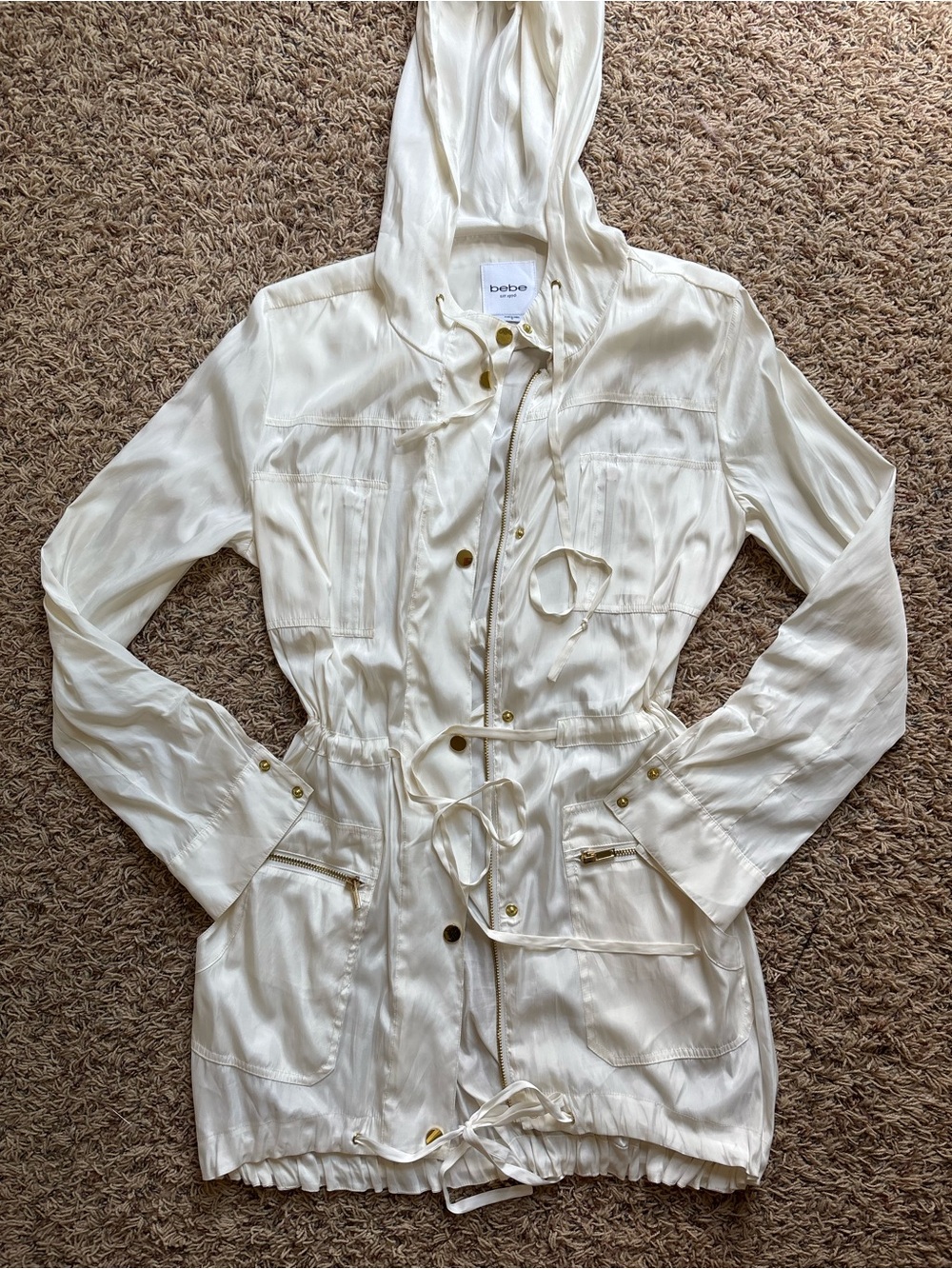bebe Ivory Hooded Utility Anorak Jacket Women’s Medium Elevated Basic Cinched